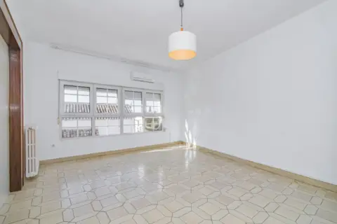 Piso en calle de San Jerónimo