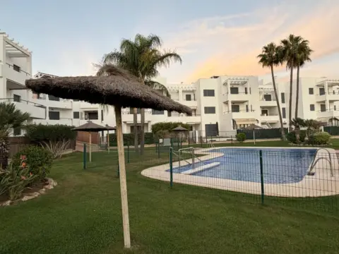 Casa adosada en calle Emilia Pardo Bazàn