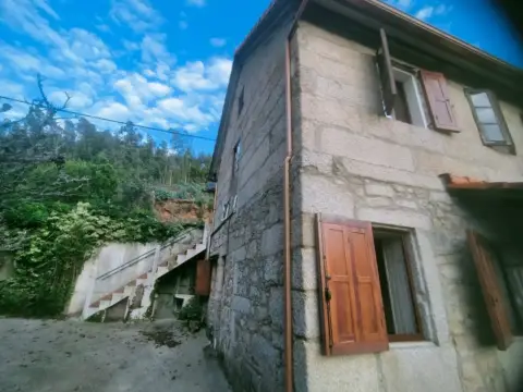 Chalet en Carretera Saxamonde 52