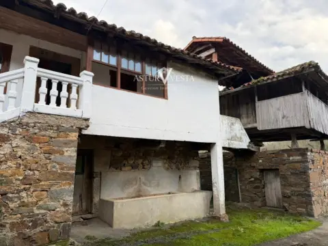 Casa en Aciana