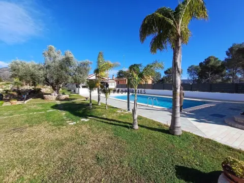 Casa en Benifairó de La Valldigna