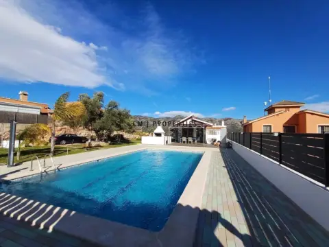 Casa en Benifairó de La Valldigna