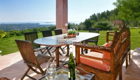 Chalet en Santa Eulalia
