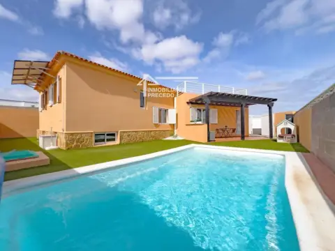 Chalet en Costa de Antigua