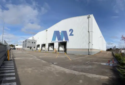Nave industrial en Pol. Ind. La Quinta