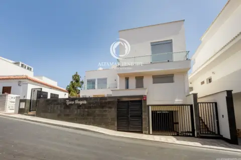 Casa adosada en Adeje Norte