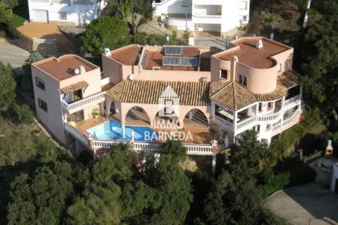 Chalet en Carrer d'Osca, 8