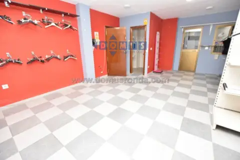 Local comercial en Barrio San Francisco