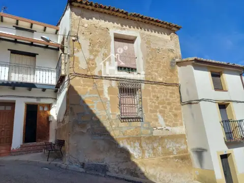 Casa en Millana