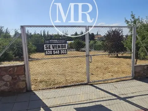 Terreno en Valdelagua
