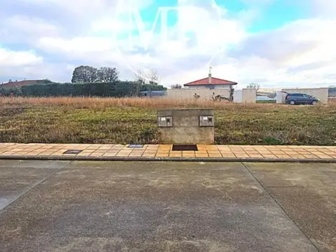 Terreno en calle Tejar