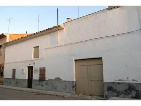 Chalet en San Clemente
