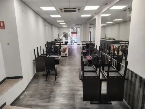 Local comercial en calle de Berninches