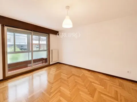 Piso en calle de Zaragoza