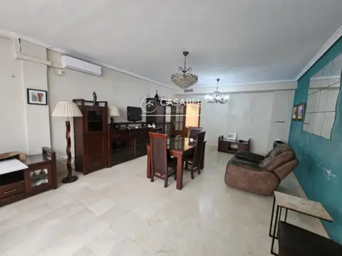 Casa en Poniente-Norte-Miralbaida-Parque Azahara