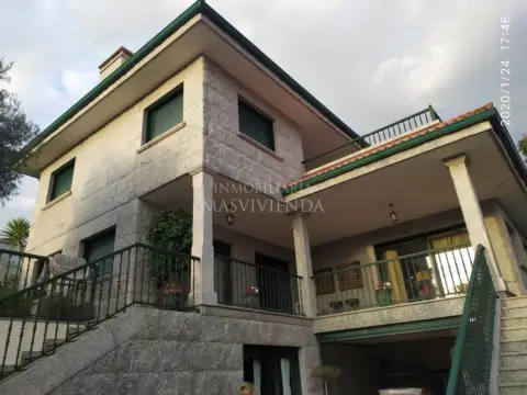 Chalet en calle de Pereiro de Abaixo