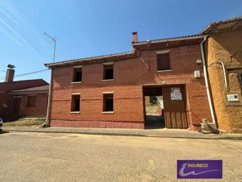 Casa en Valduvieco