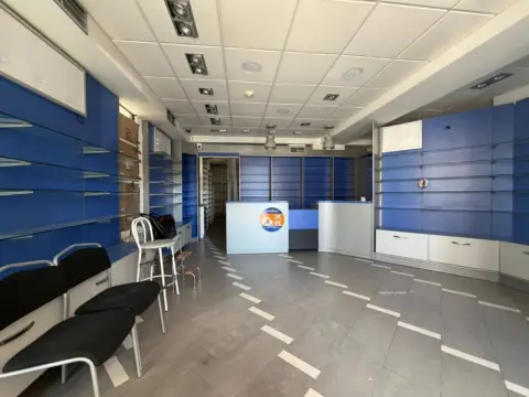 Local comercial en Parque del Río