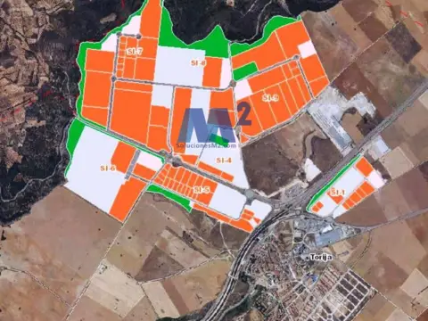 Terreno en Torija