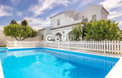 Chalet en calle de la Roldana