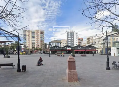 Local comercial en calle Legionario Bernabeu