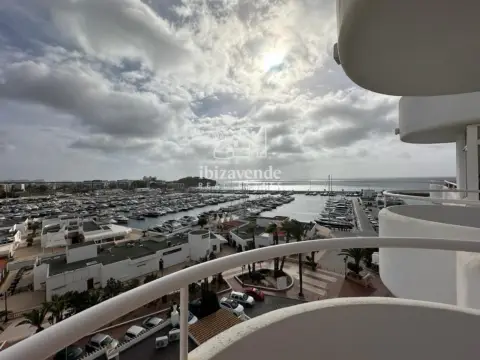 Ático en Santa Eulalia