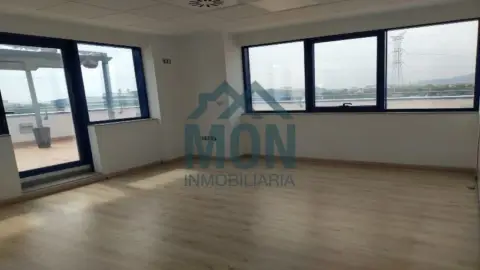 Oficina en Avinguda del Puerto