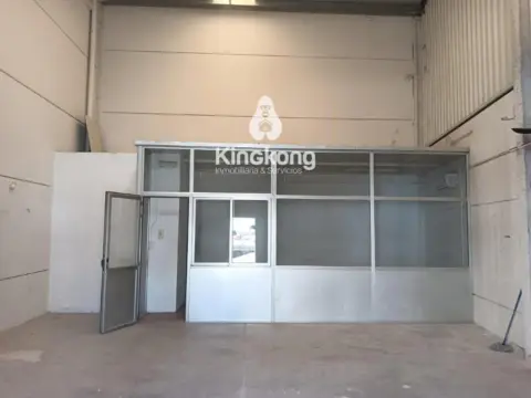 Nave industrial en Centro