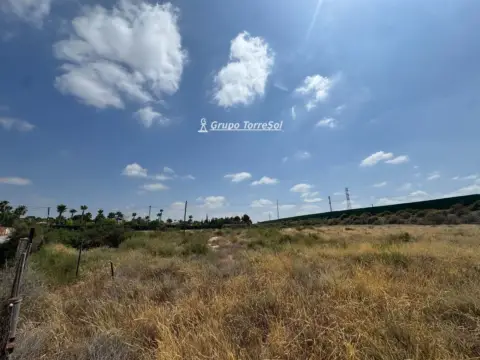 Finca rústica en Camino de Matola