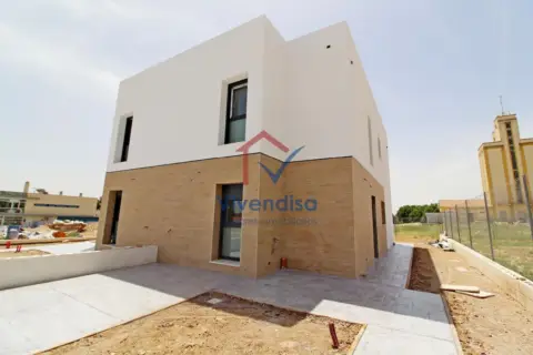 Casa en Yunquera de Henares