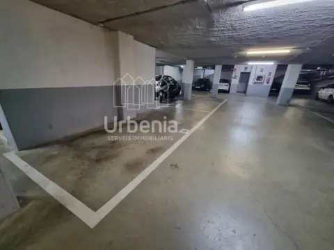 Garaje en Via Europa