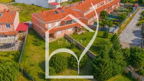 Casa adosada en calle del Corpus