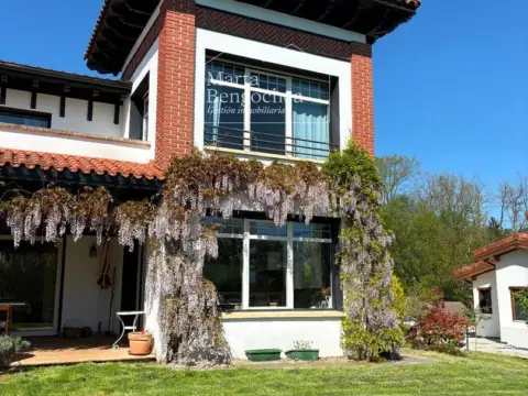 Chalet en Z.R.- Miñano Menor