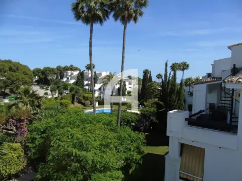 Dúplex en Urbanización Calahonda-Golf-Riviera del Sol-Miraflores