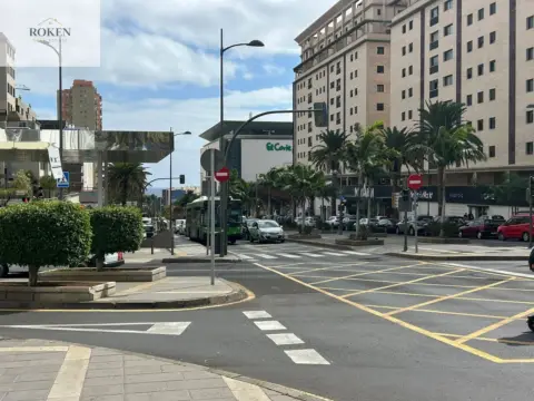 Piso en calle Calderón de La Barca