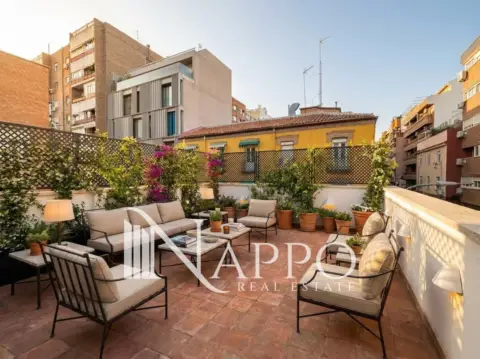Casa adosada en calle de Zabaleta