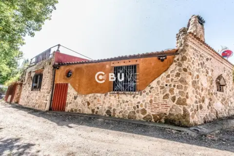 Chalet en La Overuela