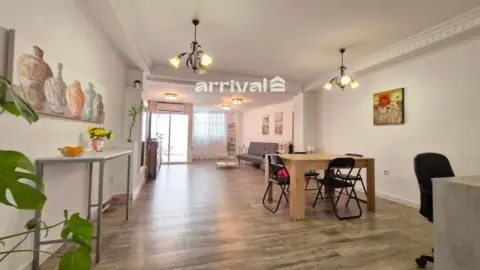Casa en Montcada - Moncada