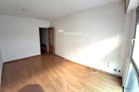 Piso en Carrer d'Àngel Guimerà