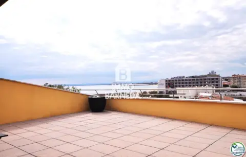 Piso en Passeig Marítim, 31