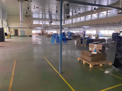 Nave industrial en Zona Industrial