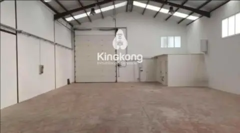 Nave industrial en P.I. El Guijar