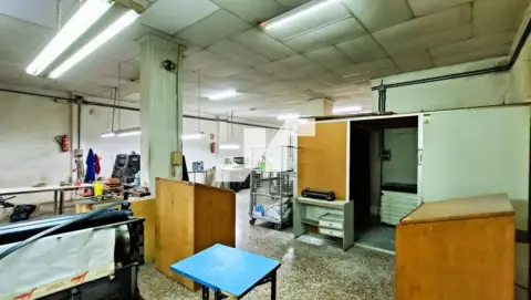 Local comercial en Carrer de l'Estatut