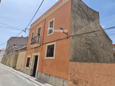 Casa adosada en Llorenç del Penedès