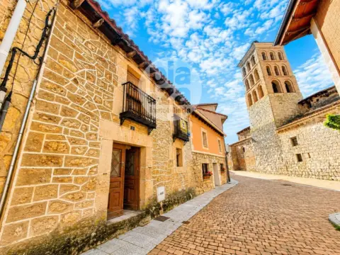 Casa en Plaza de la Iglesia