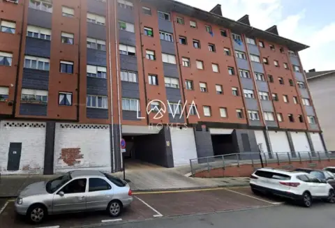 Piso en Tenderina-Mercadín-Fozaneldi