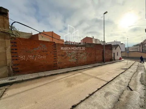 Terreno en calle del Obispo Alcolea