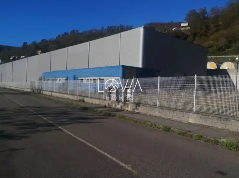 Nave industrial en Figaredo - Turón
