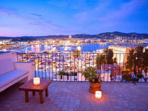 Ático en Dalt Vila