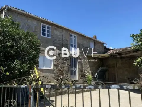 Casa en Rubieiro (Rois)